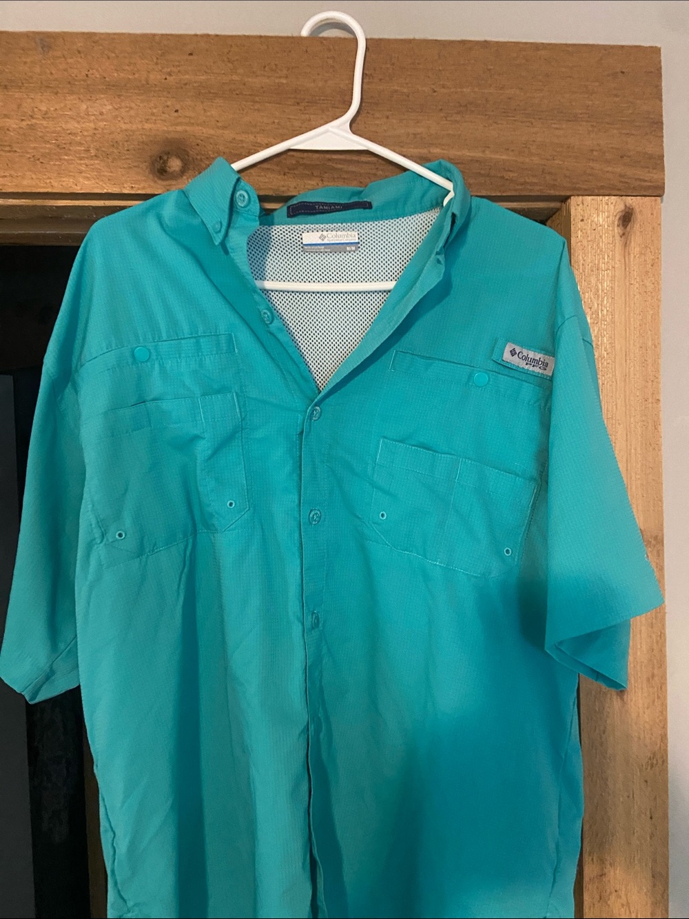 Columbia Men’s Teal Short-Sleeve Button-Up Shirt